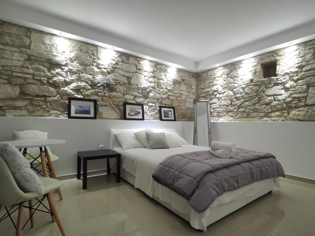 Captain Emo City Apartments Pula Exterior foto